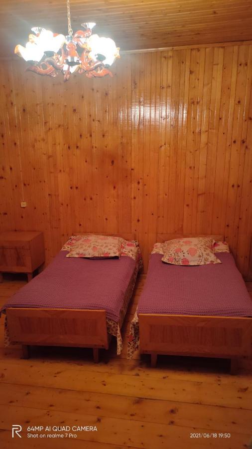 Shaulini Kashveti Quarto foto