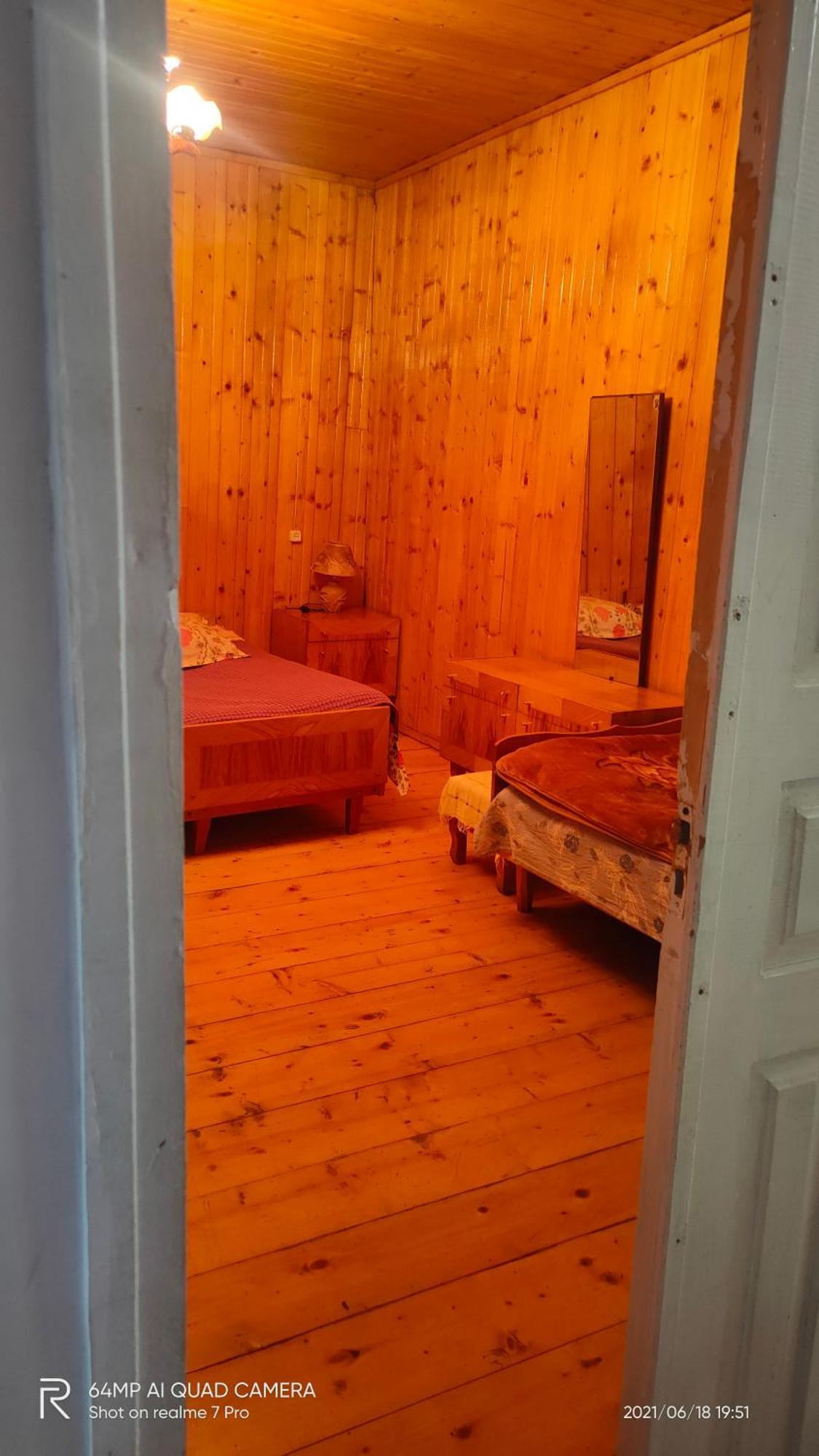 Shaulini Kashveti Quarto foto