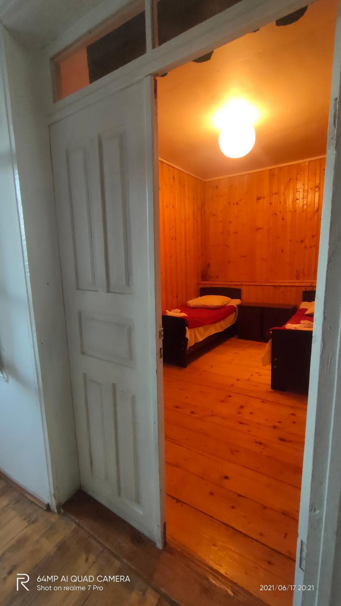 Shaulini Kashveti Quarto foto